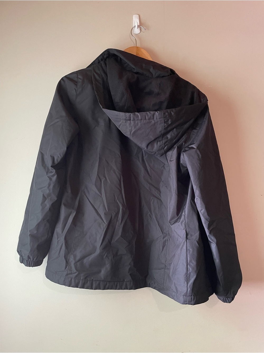 ๐ฑ George | Spring/Fall Black Coat - Picture 3 of 4